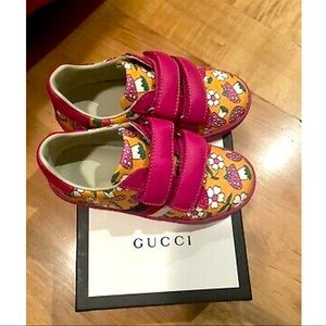 Gucci Kids Toddlers girl mushrooms Sneakers